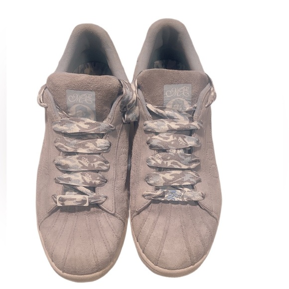 Vintage Adidas superstar x missy elliot streetwear trendy athletic sneakers 8 - Picture 1 of 7